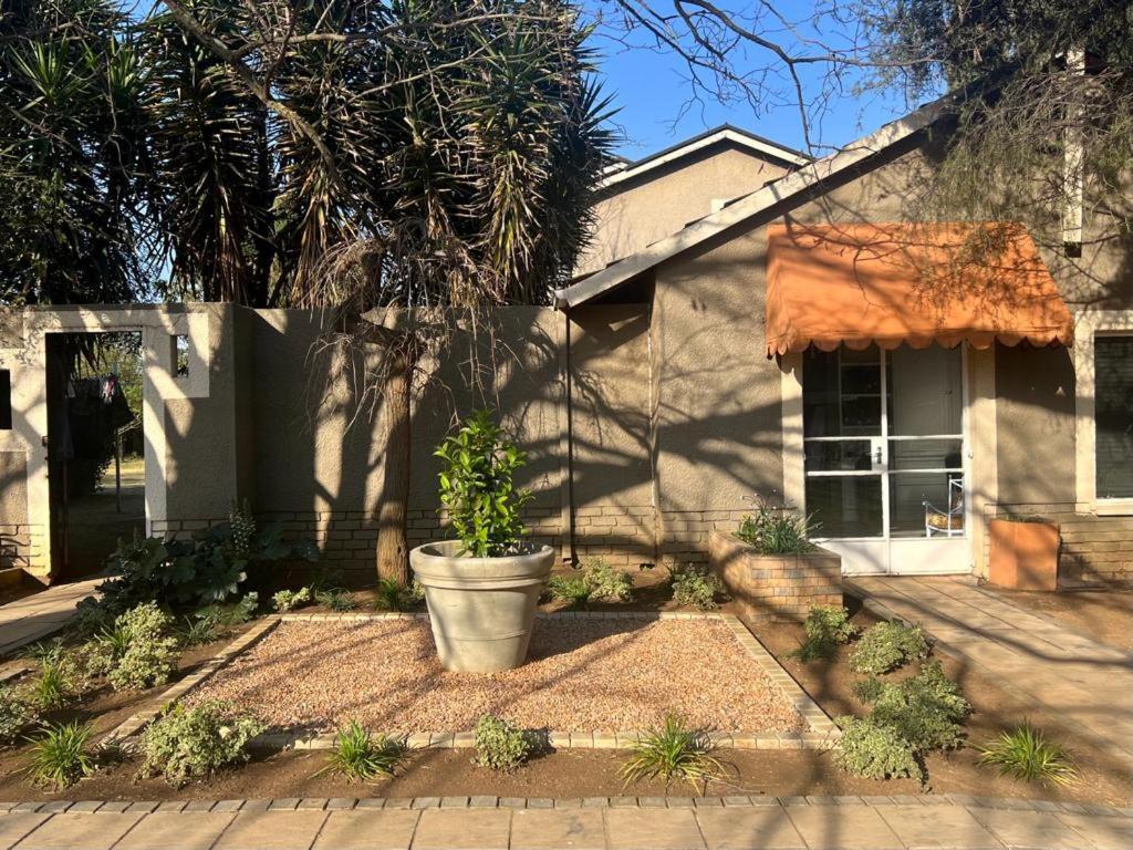 Silken Trap Accommodation No Loadshedding Johannesburg Exterior photo