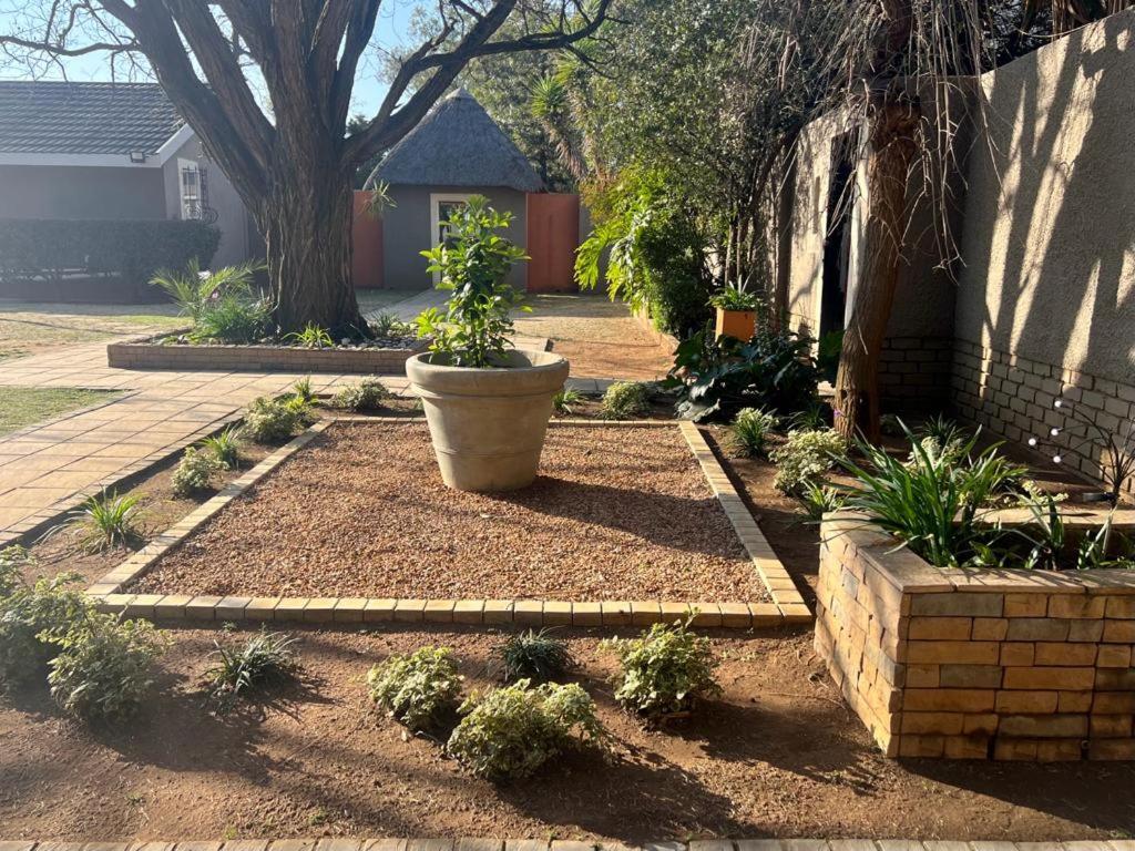 Silken Trap Accommodation No Loadshedding Johannesburg Exterior photo