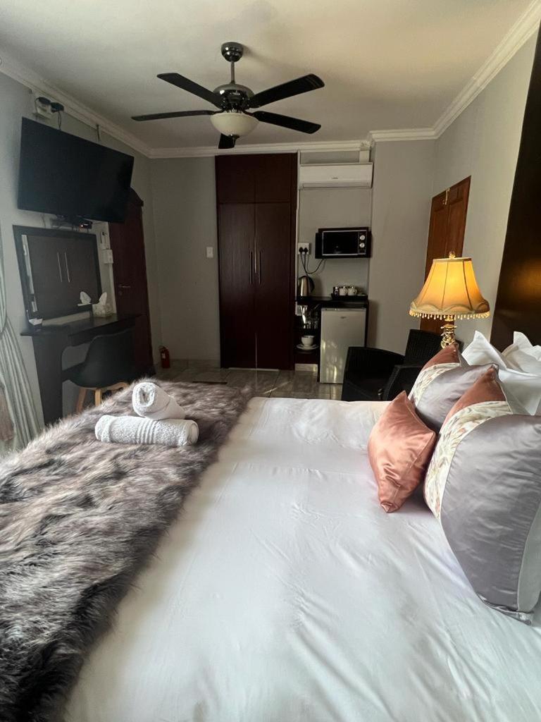 Silken Trap Accommodation No Loadshedding Johannesburg Exterior photo
