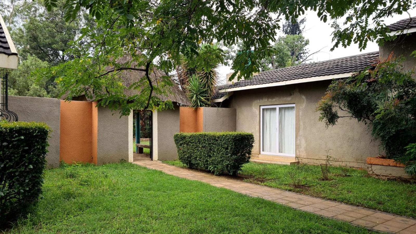 Silken Trap Accommodation No Loadshedding Johannesburg Exterior photo
